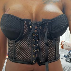 Black push up crop top